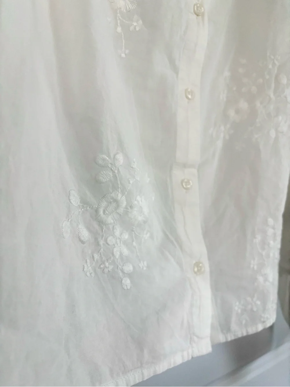 Old Navy Floral Embroidered Boho Blouse